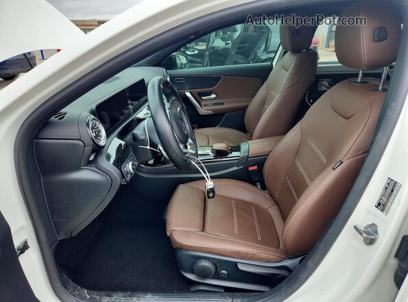 W1K3G4EB5NJ367767 2022 MERCEDES-BENZ A Белый 