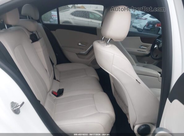 W1K3G4EB5NJ371219 2022 MERCEDES-BENZ A 220 White VIN կոդի պիտակի տեսք