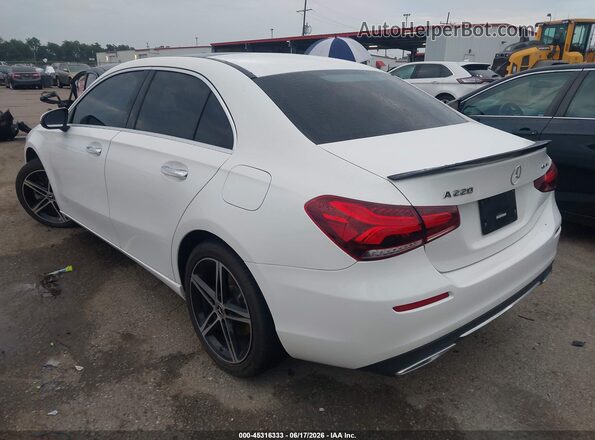 W1K3G4EB5NJ371219 2022 MERCEDES-BENZ A 220 White Հետևի ձախ
