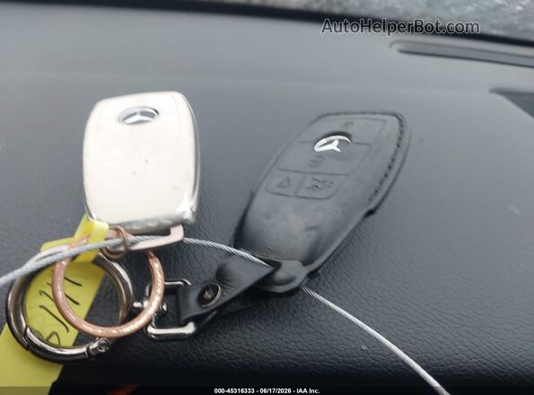 W1K3G4EB5NJ371219 2022 MERCEDES-BENZ A 220 White Առջևի վահանակի տեսք