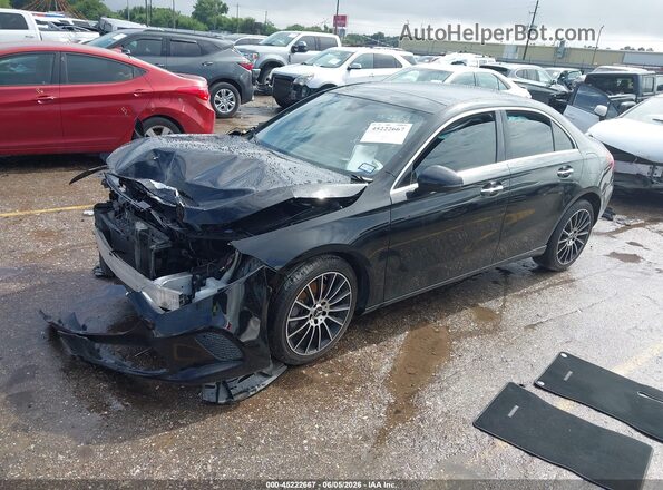W1K3G4EB6LJ204882 2020 MERCEDES-BENZ A 220 Black Vista tres cuartos delantera izquierda