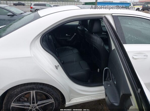 W1K3G4EB6MJ301422 2021 MERCEDES-BENZ A 220 White Вид наклейки з VIN-кодом