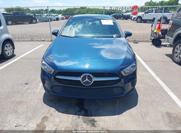 W1K3G4EB7NJ366314 2022 MERCEDES-BENZ A 220 Blue Widok zestawu wskaźników