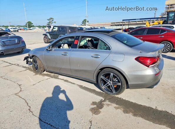 W1K3G4EB8LJ216919 2020 MERCEDES-BENZ A Бежевый 