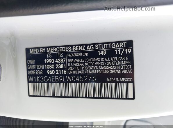 W1K3G4EB9LW045276 2020 MERCEDES-BENZ A 220 White Vista del compartimento del motor