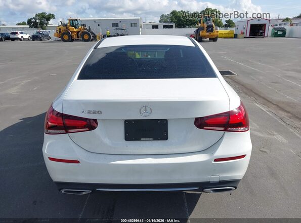 W1K3G4EB9LW045276 2020 MERCEDES-BENZ A 220 White 