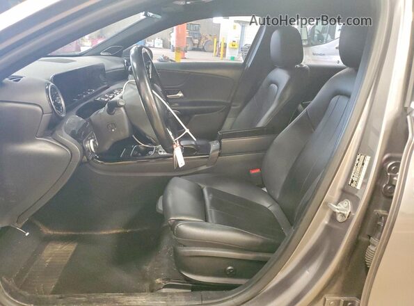 W1K3G4FB0LW043673 2020 MERCEDES-BENZ A Gray Սալոնի դիմացի տեսք