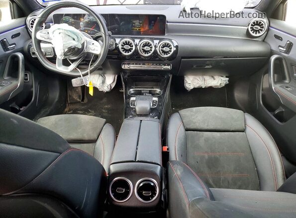 W1K3G4FB8LJ236540 2020 MERCEDES-BENZ A Black Widok deski rozdzielczej