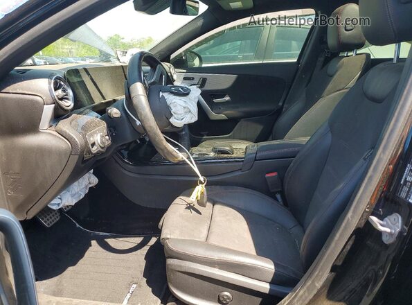 W1K3G4FB9LW044675 2020 MERCEDES-BENZ A Черный 