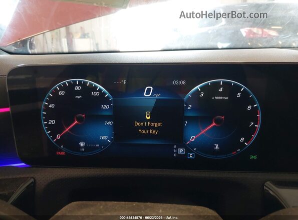 W1K5J4HB2PN409720 2023 MERCEDES-BENZ CLA-CLASS Red Widok tylnych siedzeń