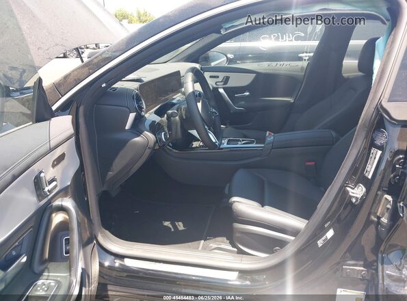 W1K5J4HBXTN592990 2026 MERCEDES-BENZ CLA-CLASS Black წინა სალონის ხედი