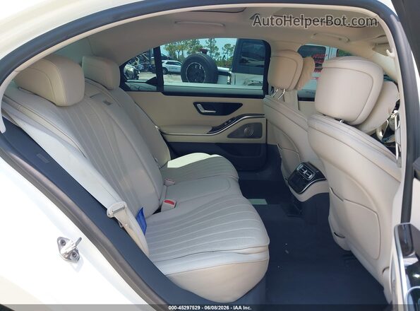 W1K6G6DBXPA220776 2023 MERCEDES-BENZ S-CLASS White VIN კოდის სტიკერის ხედი
