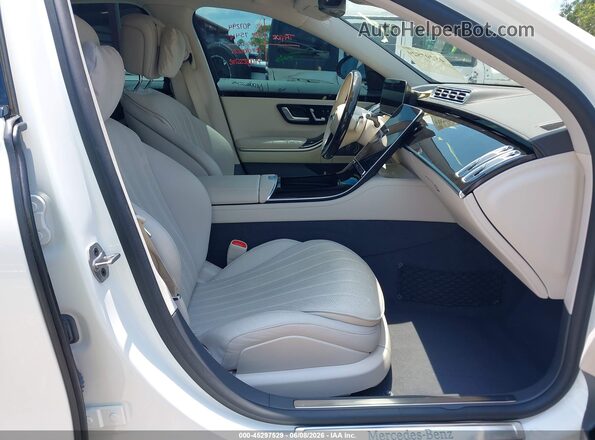 W1K6G6DBXPA220776 2023 MERCEDES-BENZ S-CLASS White წინა სალონის ხედი