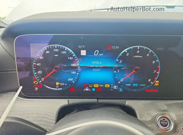 W1K7X5KB7NA045790 2022 MERCEDES-BENZ AMG Gray Instrument cluster view