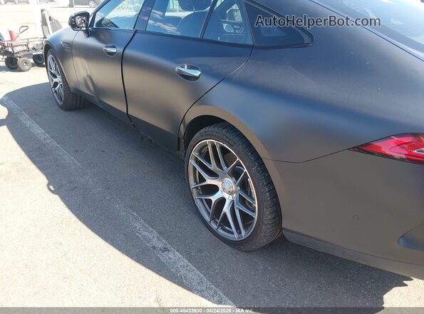 W1K7X6BB4RV000620 2024 MERCEDES-BENZ AMG GT 53 4-DOOR COUPE Gray Widok z przodu