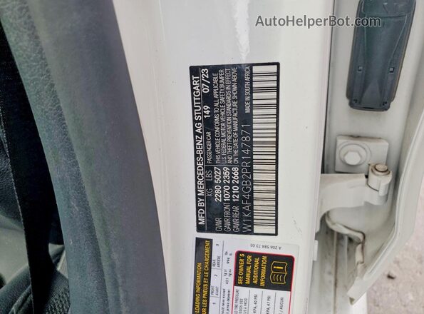 W1KAF4GB2PR147871 2023 MERCEDES-BENZ C Белый Вид подкапотного пространства