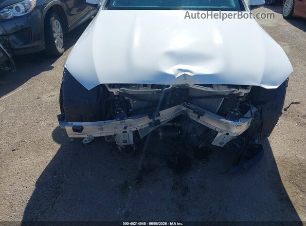 W1KAF4GB6PR097783 2023 MERCEDES-BENZ C-CLASS White Widok z przodu