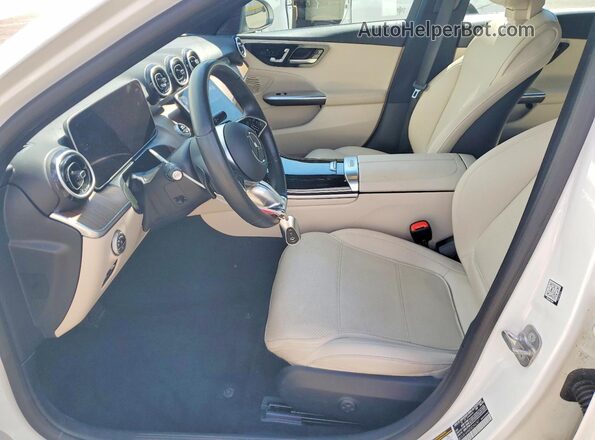 W1KAF4HB0SR244297 2025 MERCEDES-BENZ C White Vista interior delantera
