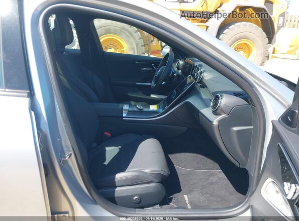 W1KAF4HB4RR227867 2024 MERCEDES-BENZ C-CLASS Silver Widok wnętrza z przodu