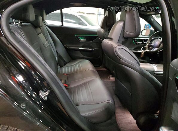 W1KAF4HB5PR125443 2023 MERCEDES-BENZ C Black Հետևի նստատեղերի տեսք