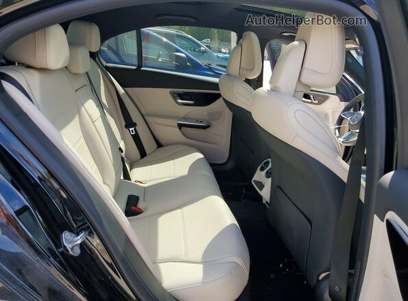 W1KAF4HB6PR126472 2023 MERCEDES-BENZ C Черный 