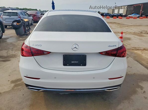 W1KAF4HB6TR320977 2026 MERCEDES-BENZ C White Вид ззаду