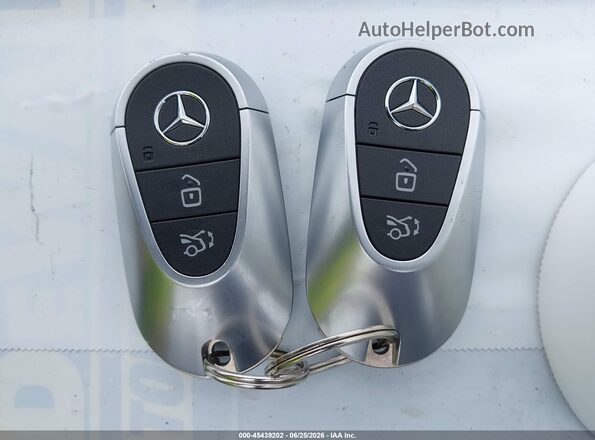 W1KAF4HBXPR122330 2023 MERCEDES-BENZ C-CLASS Black Առջևի վահանակի տեսք