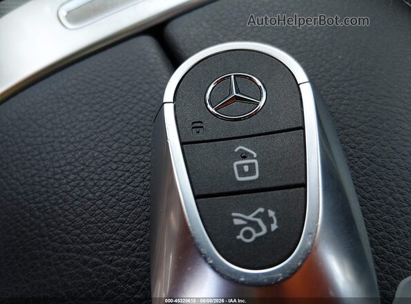 W1KAF4HBXSR291627 2025 MERCEDES-BENZ C-CLASS Black Widok deski rozdzielczej