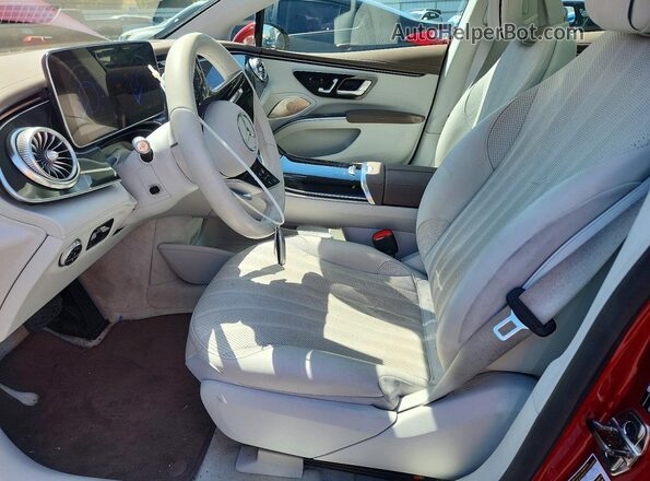W1KCG2DB3NA014787 2022 MERCEDES-BENZ EQS Red წინა სალონის ხედი