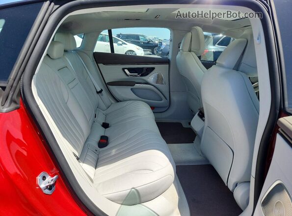 W1KCG2DB3NA014787 2022 MERCEDES-BENZ EQS Red უკანა სავარძლების ხედი
