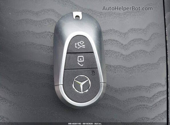 W1KLF4HB0RA021338 2024 MERCEDES-BENZ E-CLASS Gray Առջևի վահանակի տեսք