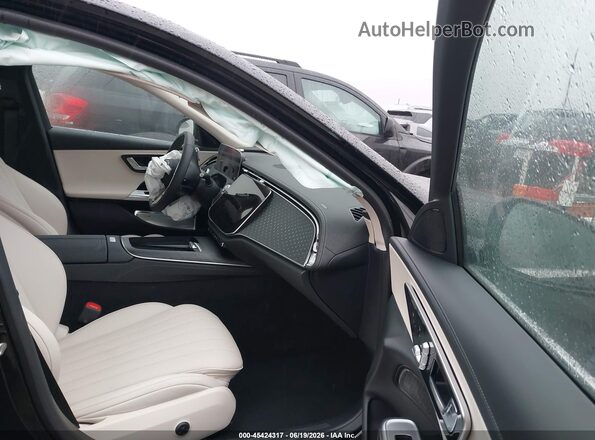 W1KLF6BB4TA259320 2026 MERCEDES-BENZ E-CLASS Черный Вид салона спереди