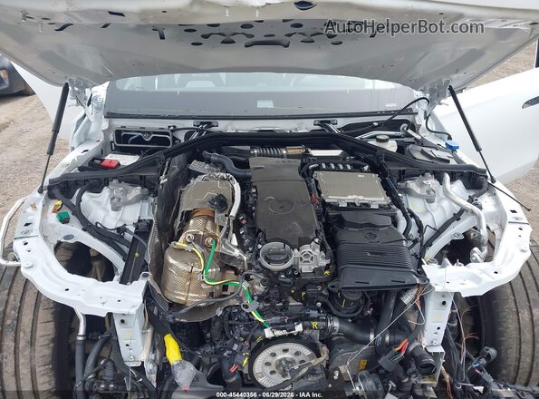 W1KLH6DB9TA218026 2026 MERCEDES-BENZ AMG Белый Вид сзади