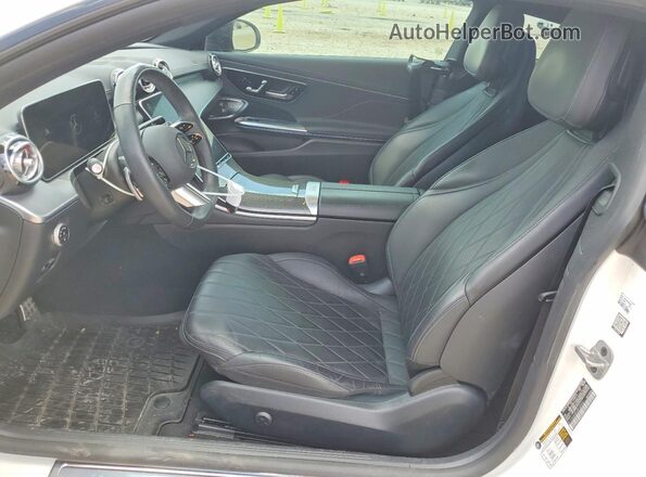 W1KMJ4HBXRF024561 2024 MERCEDES-BENZ CLE White Вид салону спереду