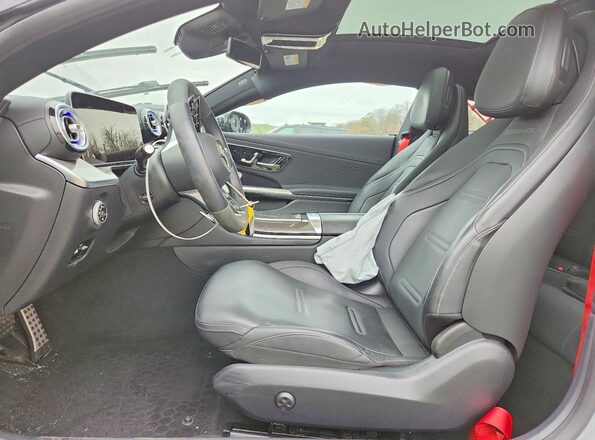W1KMJ6CB0RF037760 2024 MERCEDES-BENZ CLE Gray წინა სალონის ხედი