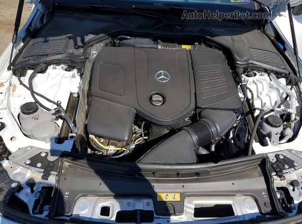W1KMK4HB0TF098916 2026 MERCEDES-BENZ CLE White Widok wnętrza z tyłu