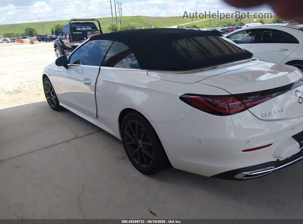 W1KMK4HB5RF018647 2024 MERCEDES-BENZ CLE 300 White Vista interior de 360 grados