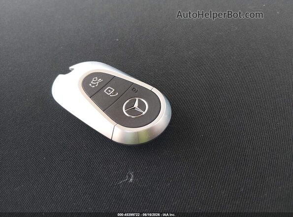 W1KMK4HB5RF018647 2024 MERCEDES-BENZ CLE 300 White Vista del salpicadero