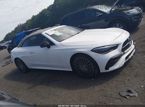 W1KMK4HB5RF038736 2024 MERCEDES-BENZ CLE 300 White Widok wnętrza z tyłu