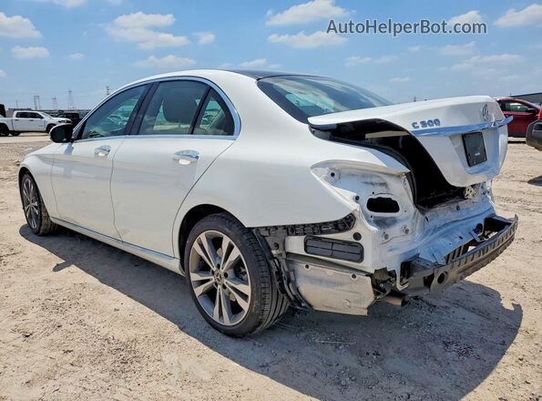 W1KWF8DB0LR600557 2020 MERCEDES-BENZ C White Trasero izquierdo