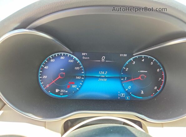 W1KWF8DB0MR644396 2021 MERCEDES-BENZ C White ხელსაწყოთა პანელის ხედი