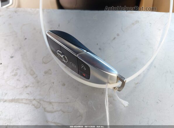 W1KWF8DBXMR609977 2021 MERCEDES-BENZ C-CLASS Белый 