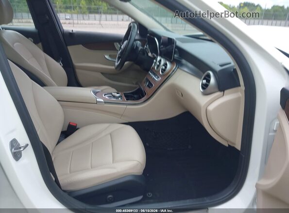 W1KWF8EB1MR633941 2021 MERCEDES-BENZ C-CLASS Белый Вид салона спереди