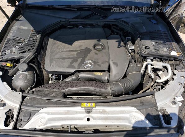 W1KWF8EBXLR594426 2020 MERCEDES-BENZ C Black Widok wnętrza z tyłu