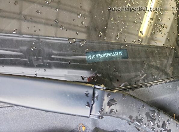 W1KZF5KB5PB158775 2023 MERCEDES-BENZ E Silver Вид підкапотного простору