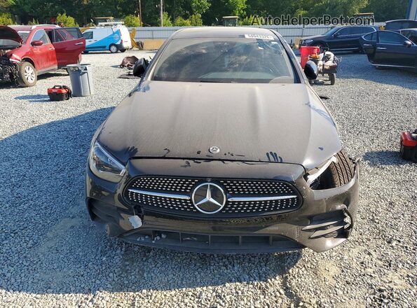 W1KZF5KB6NB031045 2022 MERCEDES-BENZ E Black Widok z przodu