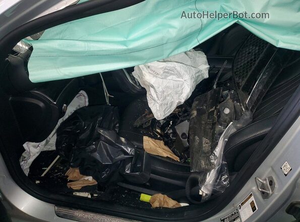 W1KZF6JB2LA801767 2020 MERCEDES-BENZ E Silver Вид салону спереду