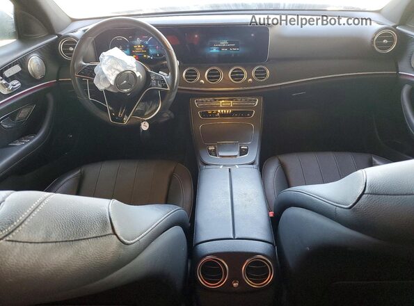 W1KZF8DB1NB022011 2022 MERCEDES-BENZ E Black Առջևի վահանակի տեսք