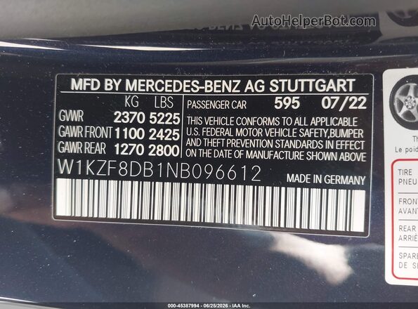 W1KZF8DB1NB096612 2022 MERCEDES-BENZ E-CLASS Blue Vista del compartimento del motor