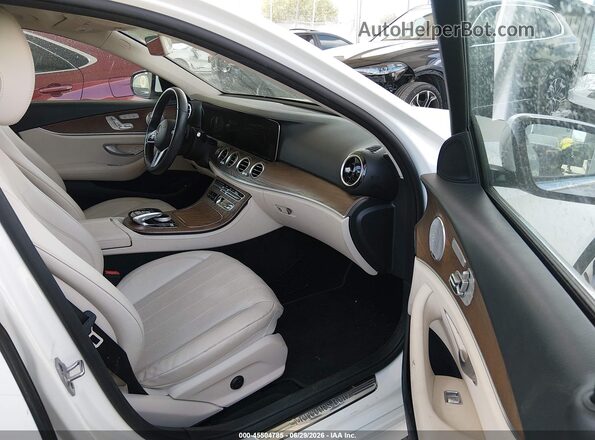 W1KZF8DB2LA762721 2020 MERCEDES-BENZ E-CLASS White Вид салону спереду